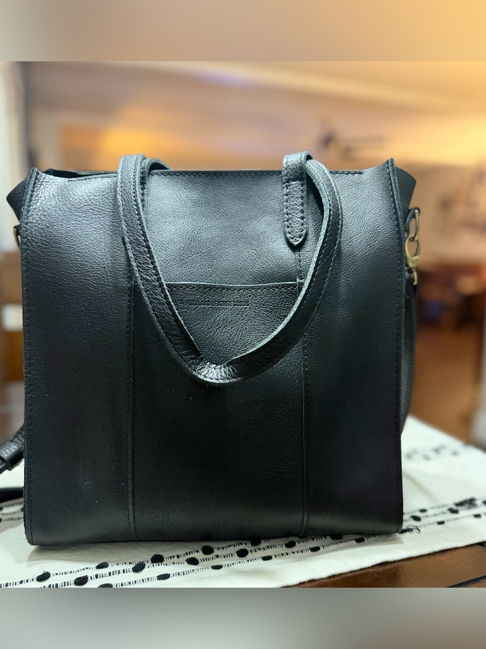 🖤 Portland Leather Goods Large N/S Lola Tote – Black Pebbled | EUC